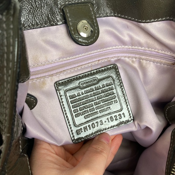 COACH Dark Gray Alexandra Patent Leather Tote Bag 16231 🩶✨ - Picture 16 of 16